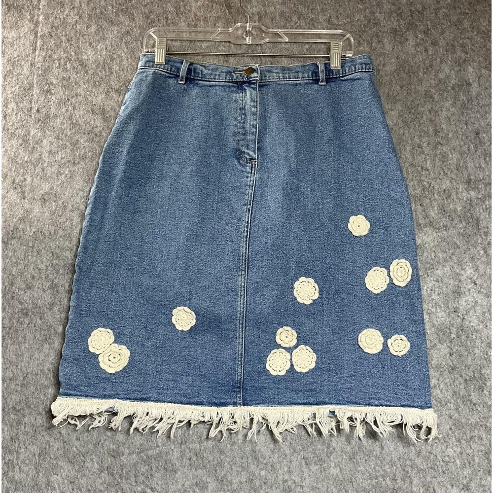 Vintage Denim Skirt Womens Medium Blue Crochet Flower Fringe Cottage Boho Y2K